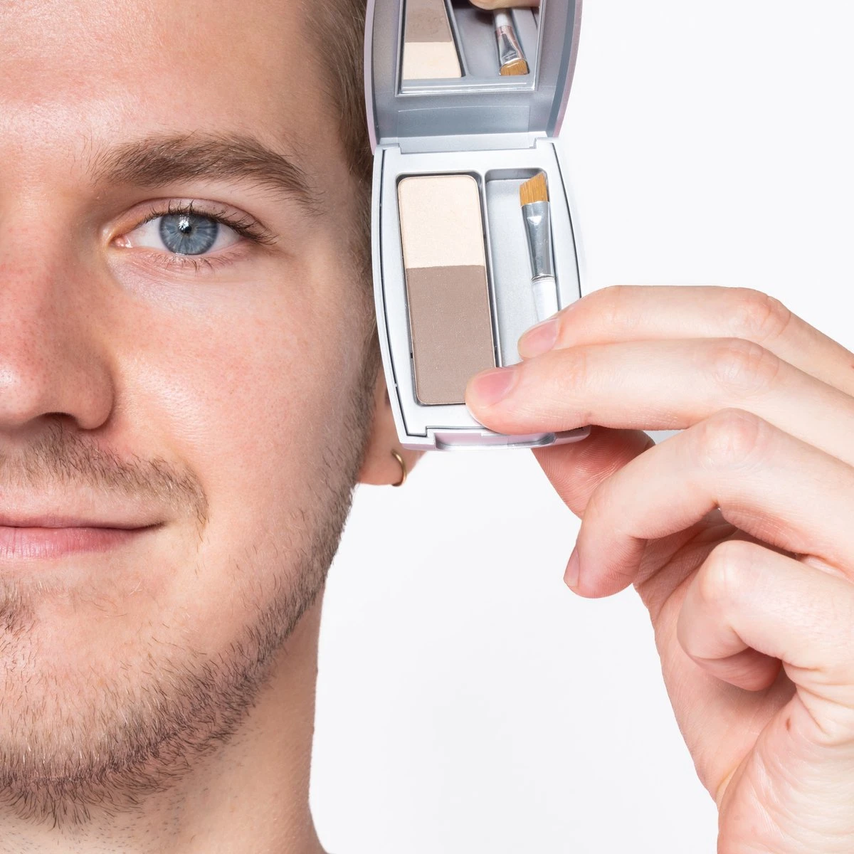 Herome Eye Care Wenkbrauw Poeder Taupe - Compact Brow Powder - Waterproof Verrijkt Met Panthenol - Volumineuze Wenkbrauwen - Afbeelding 3