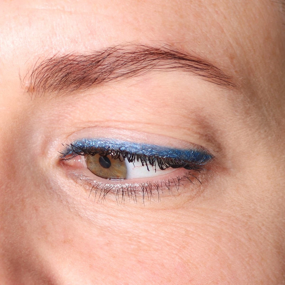 Blèzi® Automatic Eye Pencil 30 Brilliant Blue - Oogpotlood Waterproof - Blauw Felblauw - Afbeelding 2