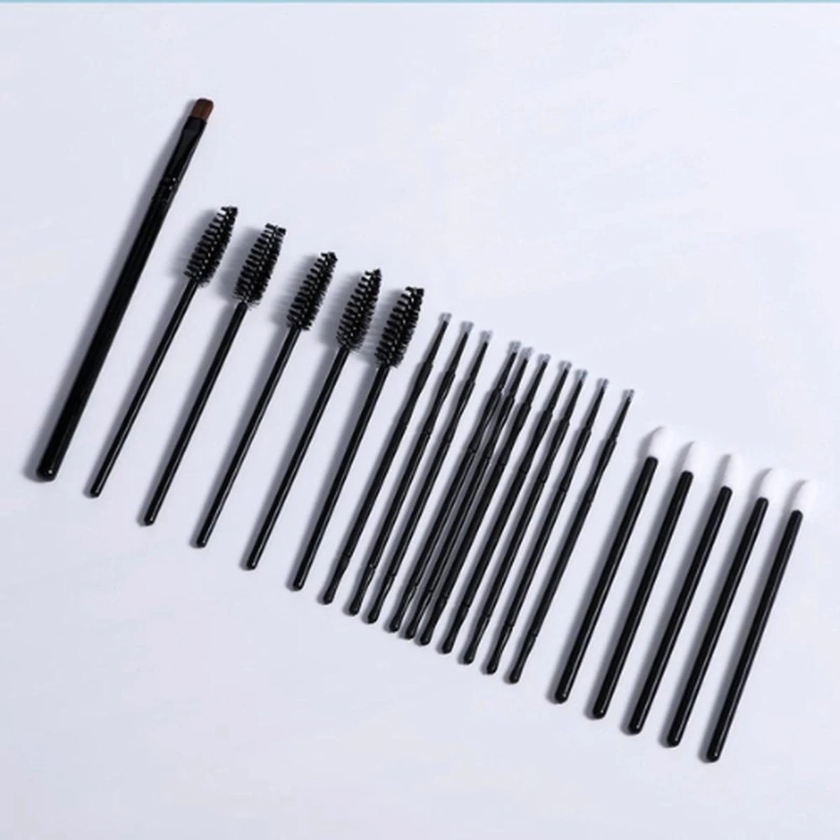 2 In 1 - Henna Wenkbrauwverf En Wimperverf - Zwart - Henna Brows - DIY Henna Brows Kit - Starterspakket Met Vele Extra's - 30 Ml - Afbeelding 3