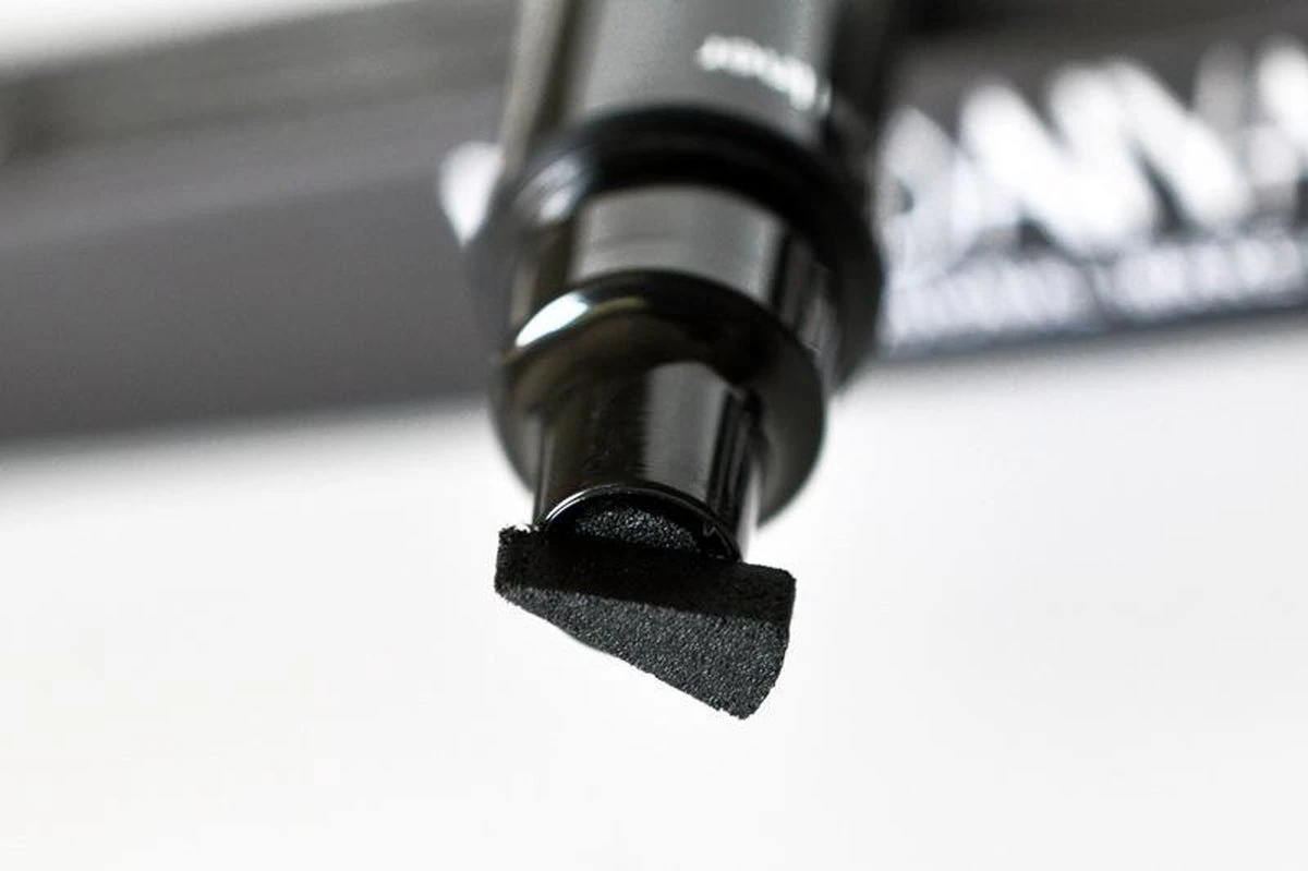 HANDAIYAN® | Eyeliner Met Wing Stempel | Zwarte Oog Stempel | 2 In 1 Eyeliner | Eyeliner Tool | Wing Eyeliner | Wing Stamp - Afbeelding 8