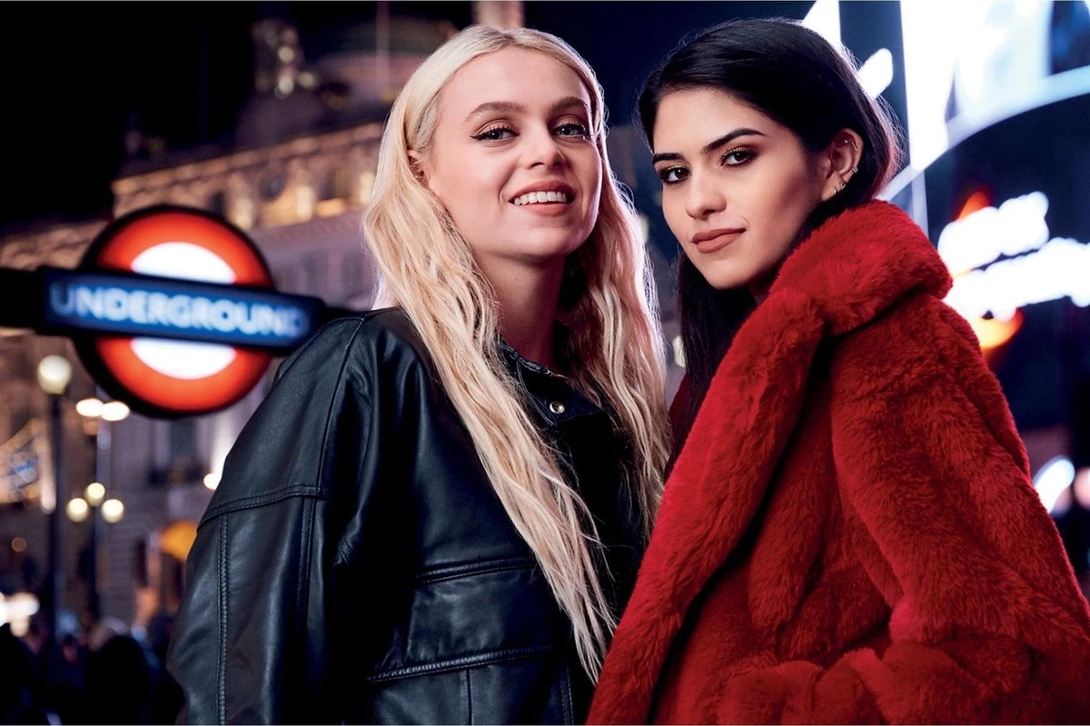 Rimmel London Lasting Finish Foundation - 100 Ivory - Afbeelding 7